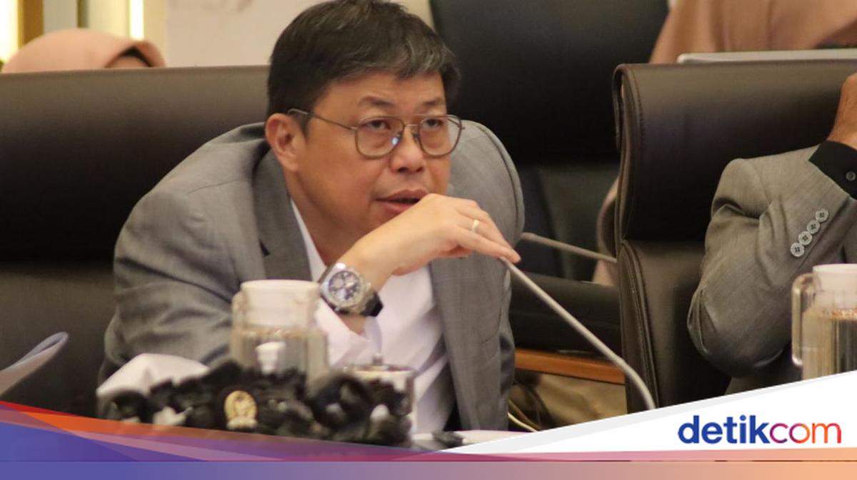 Komisi IV DPR Minta Perbaikan SOP Penanganan Karhutla Bromo