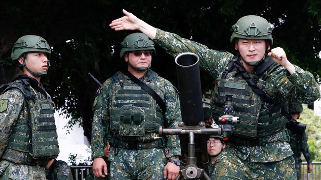 Militer Taiwan Gelar Latihan untuk Siaga Invasi China