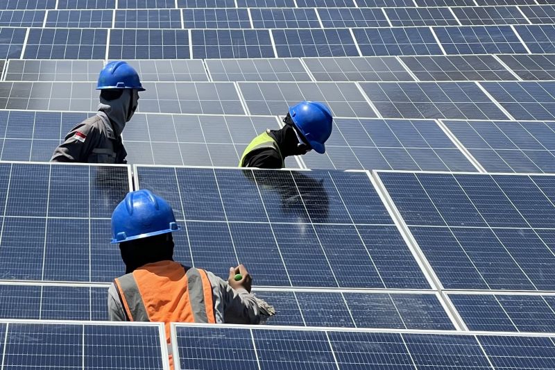 PLTS 100 GWp Dicanangkan untuk Kemandirian Energi Nasional