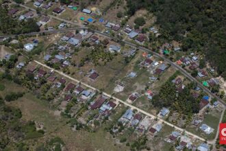 Pemantauan Udara Pascagempa di NTT oleh TNI AU