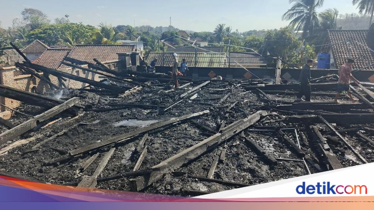 Pemprov NTB Rekonstruksi 129 Rumah Desa Adat Sade Usai Kebakaran