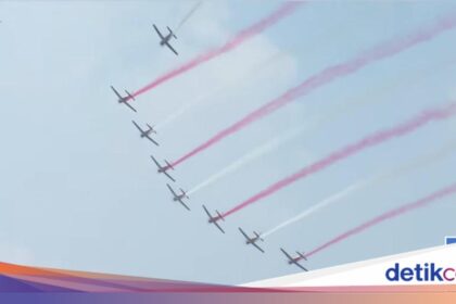 Pesawat Tempur TNI-Polri Hiasi Flypass HUT RI ke-81