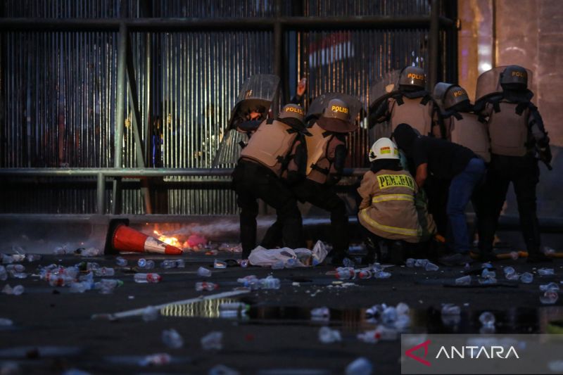 Polda Metro Jaya Inventarisasi Kerusakan Usai Aksi di DPR