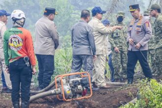 Prabowo Mendesak Revisi Perda Pembukaan Lahan dengan Pembakaran