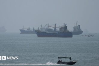 Serangan AS Terhadap Peluncur Iran di Pulau Larak, Yang Pertama Dalam Beberapa Pekan
