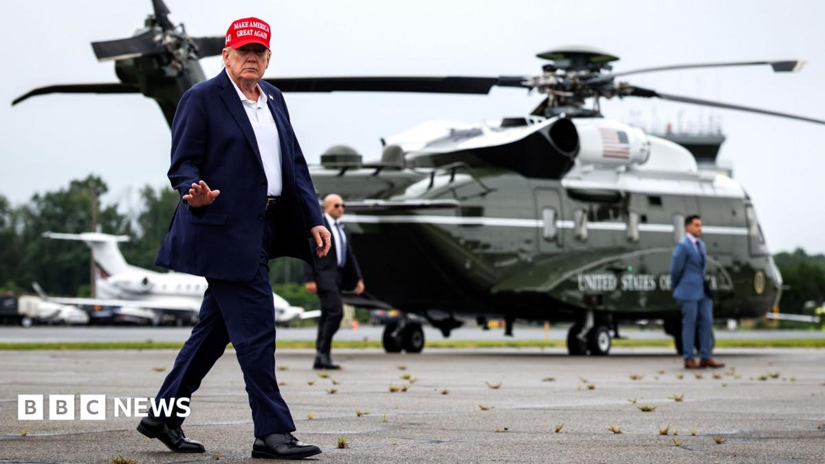 Trump Ancam Bom Oman jika Ganggu Kesepakatan Iran