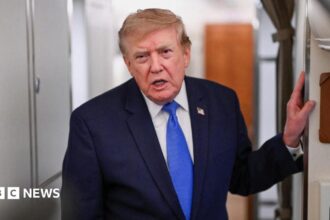 Trump Usulkan Pembicaraan Baru dengan Iran Dimulai Senin