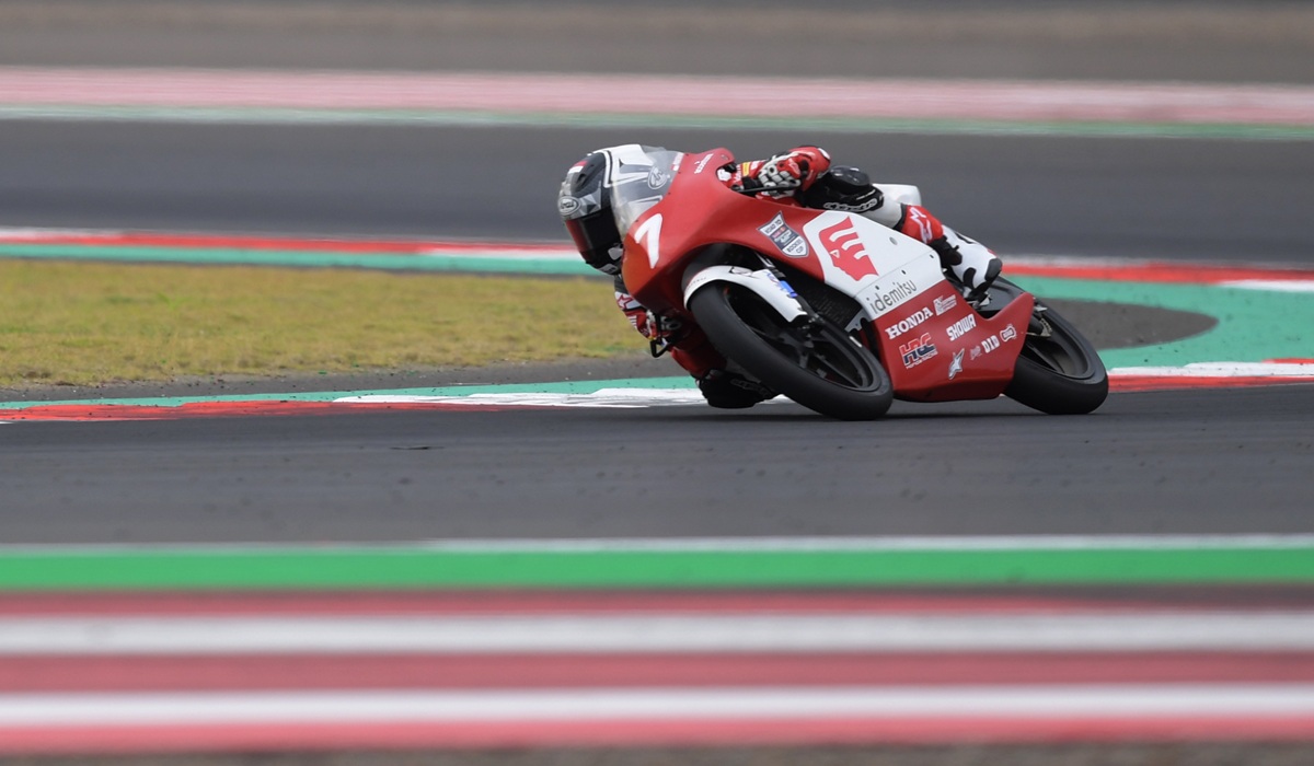 Veda Ega Pratama Raih Posisi Kesembilan di Moto3 Inggris 2026