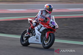 Veda Ega Pratama Raih Posisi Kesembilan di Moto3 Inggris 2026