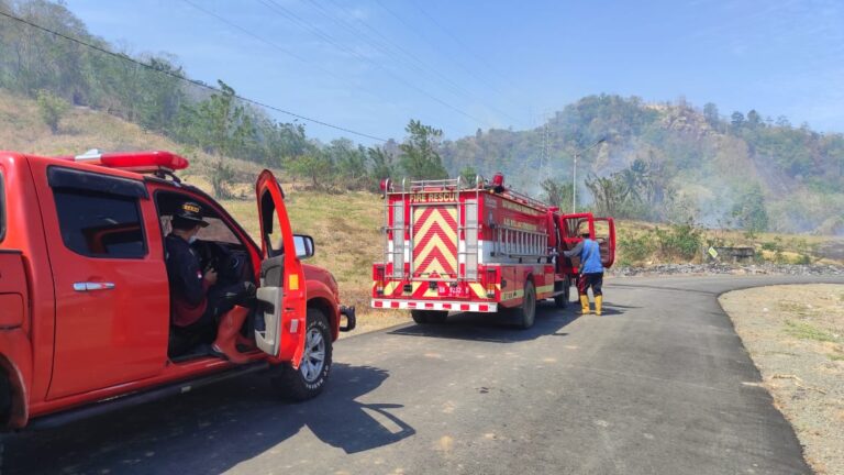 Karhutla di Lolak 2, api mengarah ke kawasan dekat RSUD Datoe Binangkang Bolmong