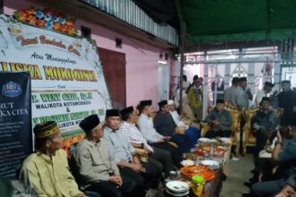 Tangis keluarga warnai prosesi adat Mobingkat Kong Bolad korban Tidar Drag Race Kotamobagu