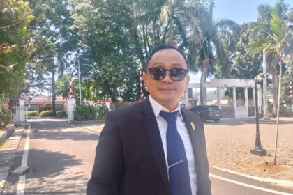 Anggota DPRD Bitung Ramlan Ifran nyaris makan paku di momentum HUT RI