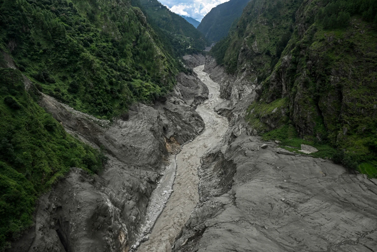 Banjir Bandang Nepal-Tibet: Korban tewas hampir 400, lebih dari 1.000 masih hilang 8 nepal