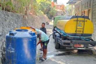 Kekeringan Meluas, Pemkab Sitaro Terus Distribusikan Bantuan Air Bersih
