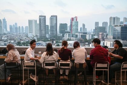 Belanja Masyarakat Kuartal III 2026 Melandai Meski Masih Stabil