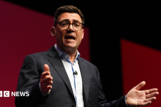 Burnham Pertimbangkan Opsi Inggris Kembali Bergabung dengan UE