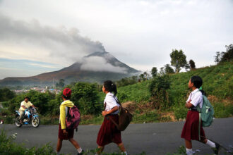 DPR Desak Pemerintah Tingkatkan Mitigasi Dini Gunung Api
