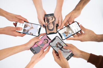 Daftar 7 Aplikasi Android untuk Mencari Teman Baru