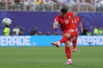 Granit Xhaka Absen Bela Timnas Swiss Akibat Skandal Vaksin Palsu