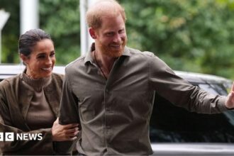 Harry dan Meghan Terkejut dengan Surat Raja Tentang Status Mereka