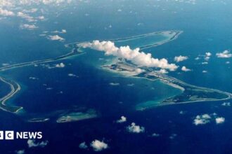 Inggris Tinjau Ulang Kesepakatan Pulau Chagos karena Kurangnya Dukungan AS