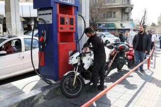 Iran Hadapi Krisis BBM, Pegawai Pemerintah Diminta Kerja dari Rumah