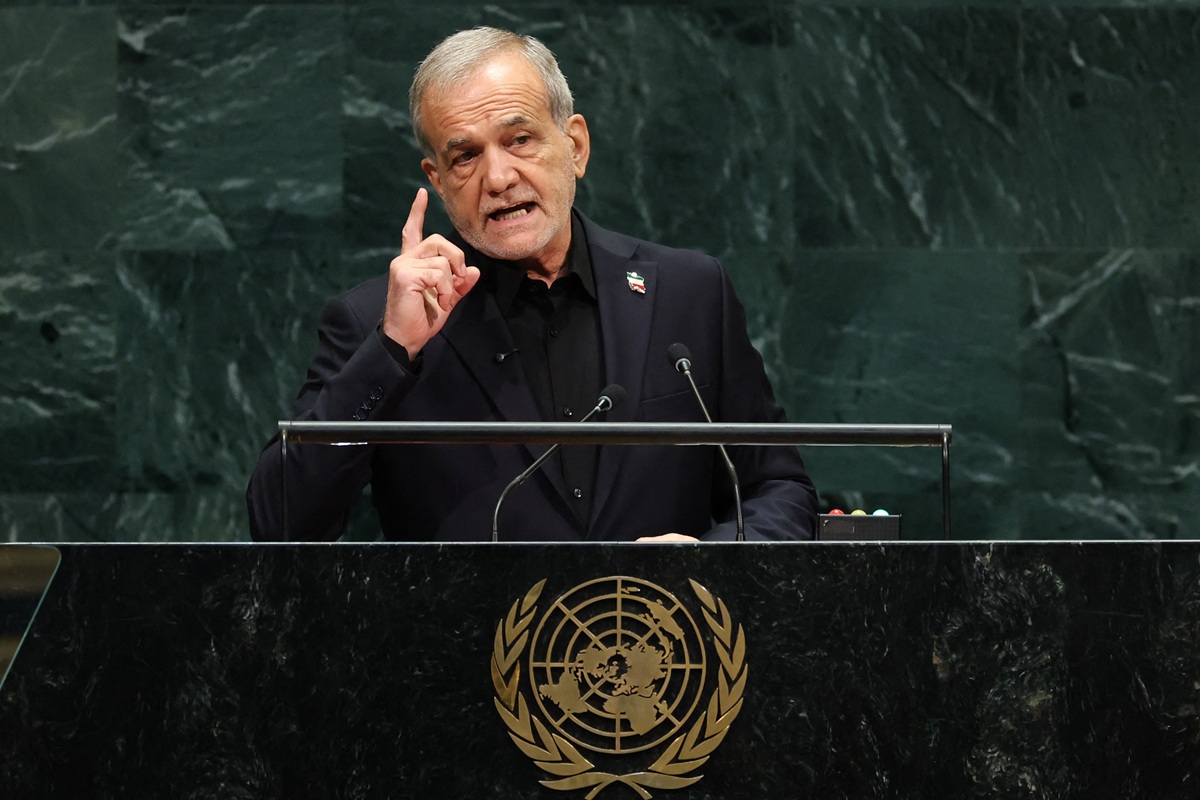 Iran Tegaskan Sikap Melawan AS Meski Siap Berdiplomasi