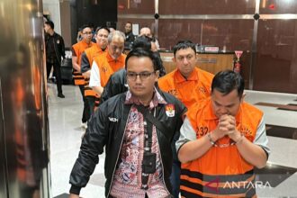 KPK Menahan Fahd Arafiq dan Presiden Direktur Summarecon