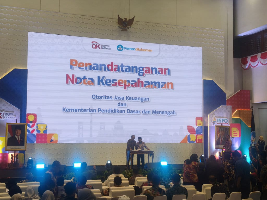 Kemendikdasmen dan OJK Tingkatkan Literasi Keuangan Syariah di Sekolah