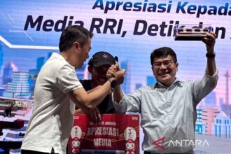 LKBN ANTARA Diberi Penghargaan pada HUT LRT Jabodebek