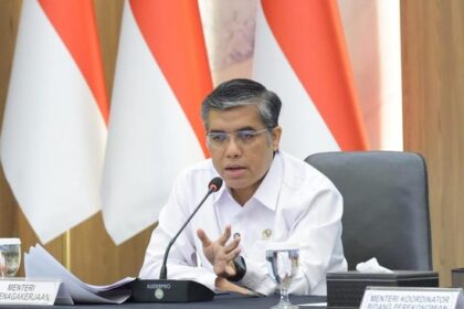 Menaker Yassierli Bahas Formula Upah Minimum 2027