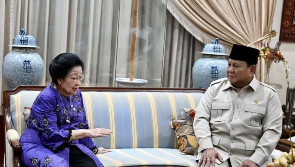 Prabowo Mengucapkan Belasungkawa di Rumah Megawati