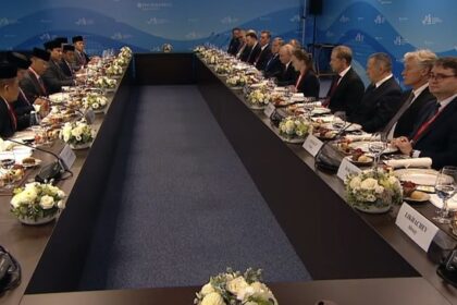 Prabowo Subianto Hadiri Jamuan Makan Siang dengan Vladimir Putin