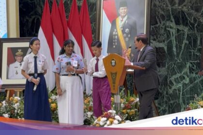 Pramono Anung Semringah di Acara Literasi Anak di Balai Kota