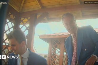 Rekaman Ajudan Senior Farage Usulkan Cara Hindari Hukum Donasi