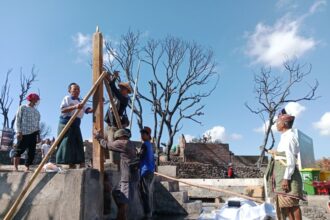Rekonstruksi Rumah Adat Sade Lombok Tengah Dimulai