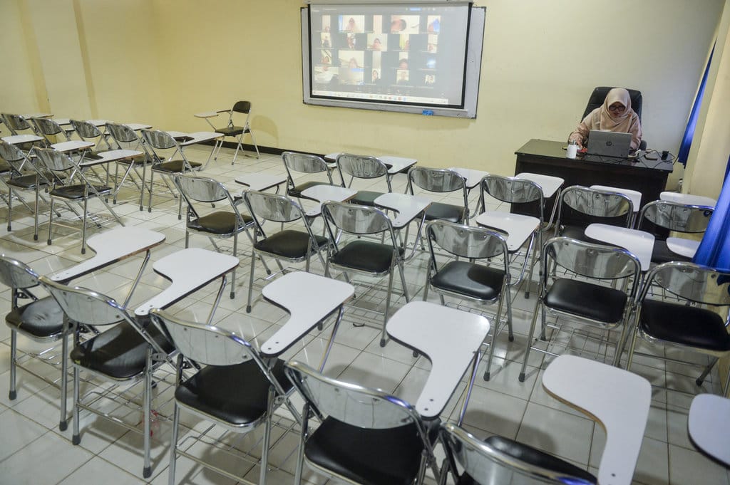 Sekolah di Daerah Terdampak Abu Gunung Anak Krakatau Dapat Lakukan PJJ