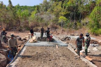 Pembangunan Jalan Rabat Beton di Tanaki Berlanjut, 39 Personel Gabungan Turun ke Lapangan