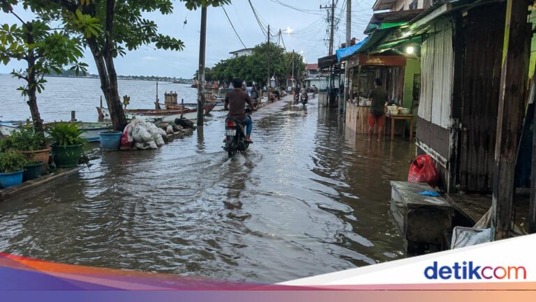 9 Wilayah Jakarta Utara Dihimbau Waspada Banjir Rob