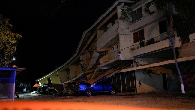 Gempa M 7,7 di Panama: Hotel dan Kantor Gubernur Runtuh