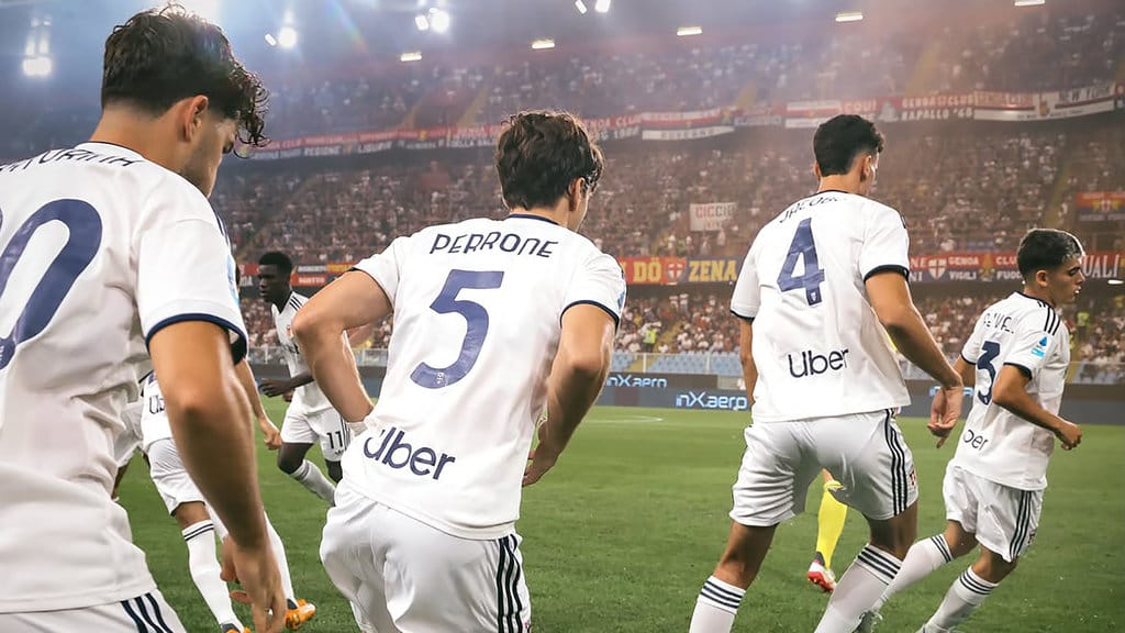 Hasil Liga Champion: Como Tundukkan Manchester United 4-1