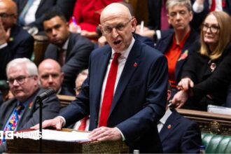 John Healey Umumkan Bantuan £100 untuk Tagihan Energi dan Pajak Bank