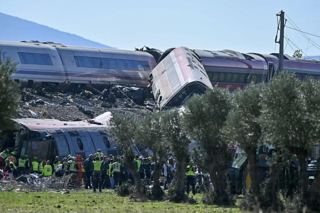 Kecelakaan Kereta di Toledo Spanyol Tewaskan 64 Orang