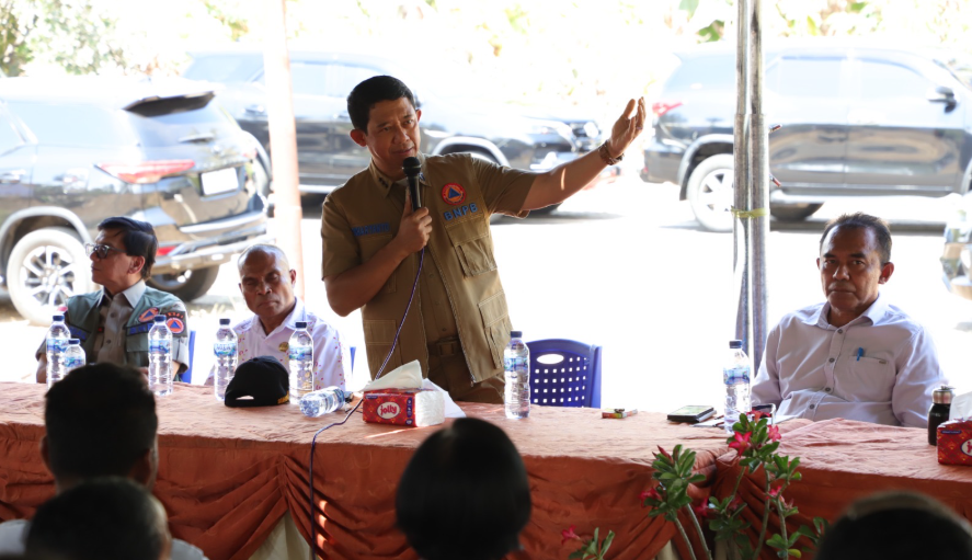 Kepala BNPB Pastikan Percepatan Bantuan Pascabencana di NTT