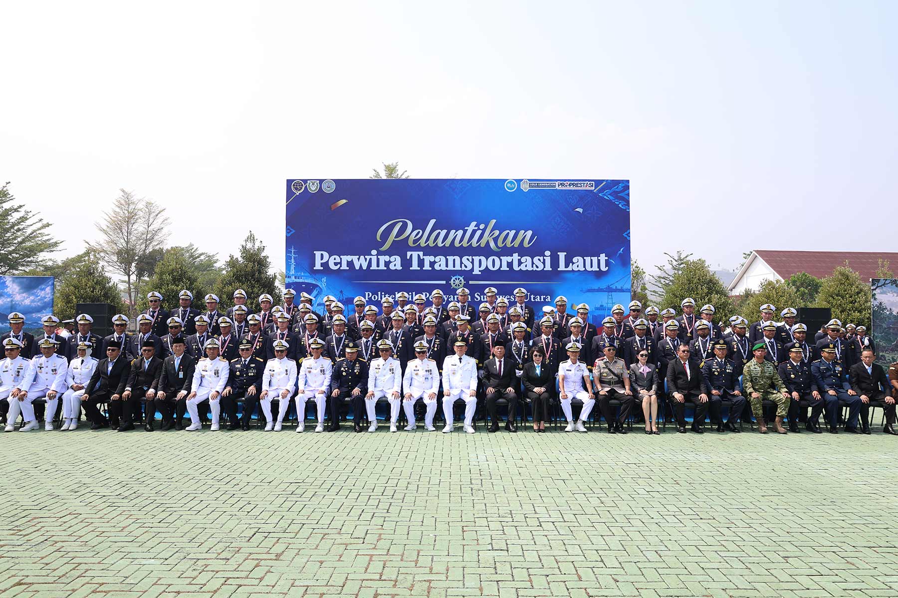 FOTO: Pelantikan Perwira Poltekpel Sulut 2026, keselamatan pelayaran jadi pesan utama 17 FOTO: Pelantikan Perwira Poltekpel Sulut 2026, keselamatan pelayaran jadi pesan utama
