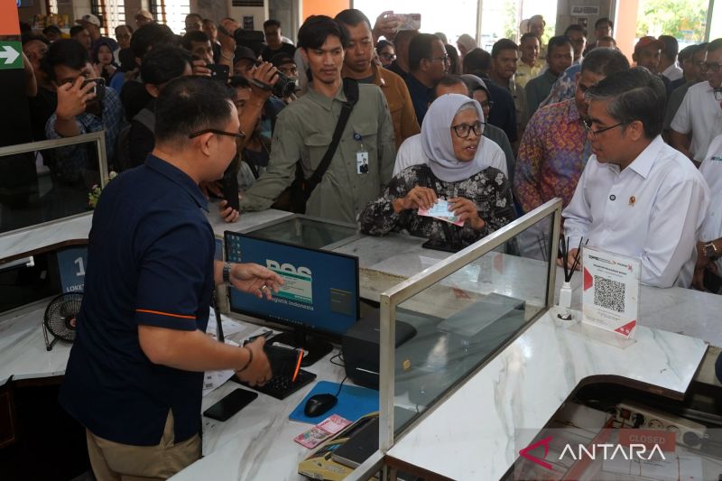 Pemerintah Siapkan BSU 2026 Rp900 Ribu untuk Pekerja