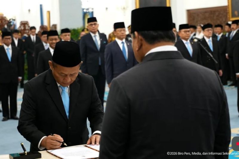 Prabowo Lantik Sarmuji dan Suyudi, Kasus Korupsi Haji: Rangkuman Berita Nasional 1 Oktober 2026