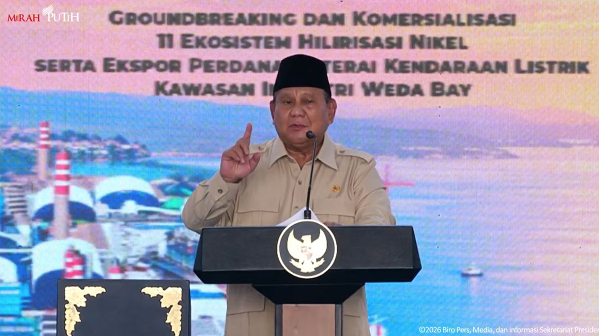 Prabowo Lempar Canda pada Sugiono Terkait Jabatan Menko PMK