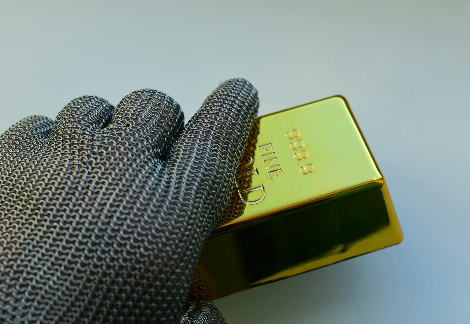 Harga Emas Terkini: Antam Rp 2.769.000 per Gram, Apa Penyebabnya?